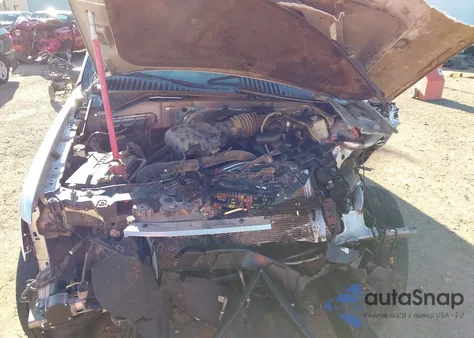 2011 Lincoln Navigator L z USA, uszkodzony, nr VIN 5LMJJ3H51BEJ05924